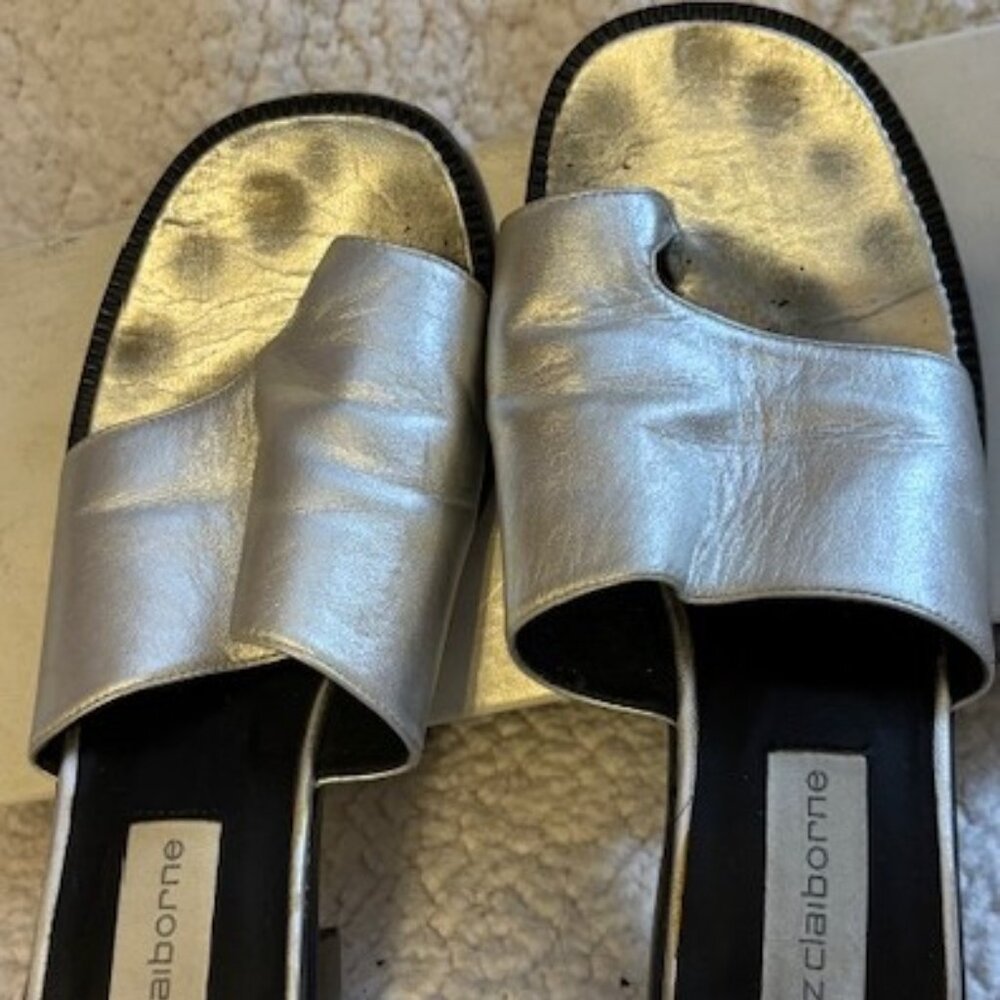 LIZ CLAIBORNE SILVER SLIDES